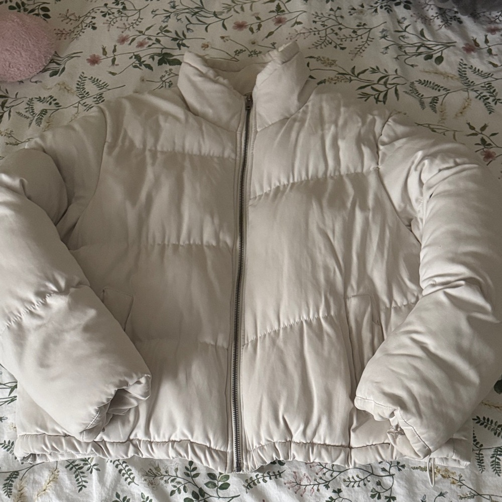 NATIVE YOUTH Off-White Puffer Jacket